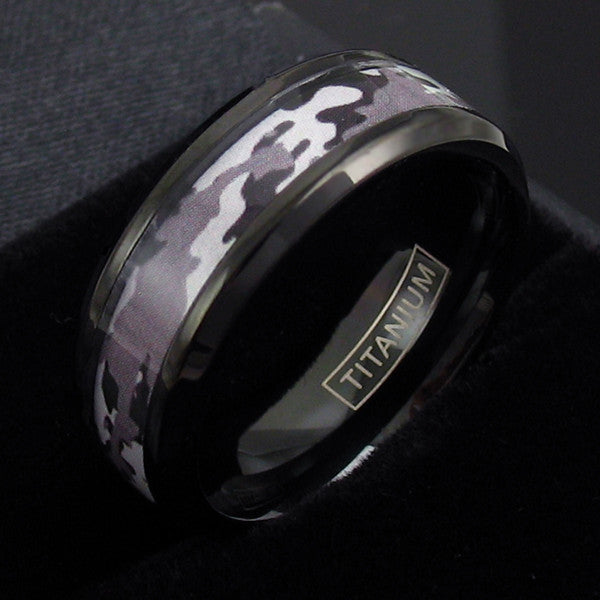 Black titanium ring with chamfered edges and GRAY/PURPLE camo inlay | Wholesale Jewelry | Black background photo