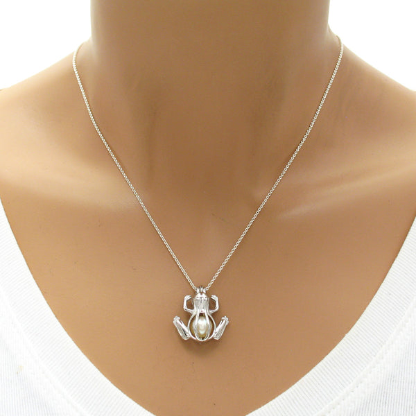 Cute Sterling Silver Frog Pearl Cage | Wholesale 925 Sterling Silver Jewelry | Mannequin photo