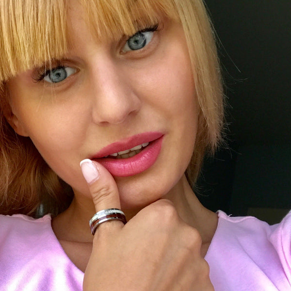 Flat silver tungsten ring w/ deer antler & Koa wood inlays | Wholesale tungsten rings - wedding rings | Selfie photo