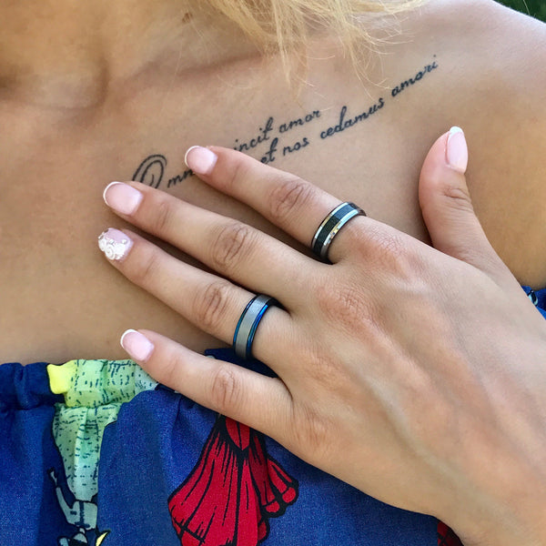 Black tungsten ring w/ silver satin band & cobalt blue edges | Wholesale Tungsten Rings | 6mm Selfie Photo